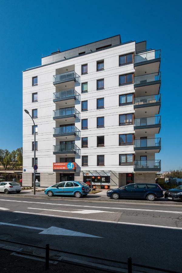 Raya Mansion Apartament Warszawa
